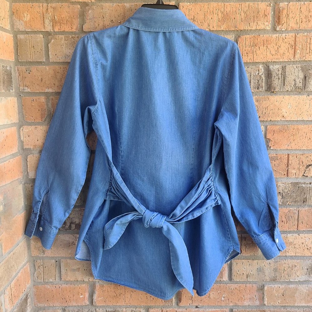 Signature Weekend Womens Top Blouse Button Front Long Sleeves Back Tie Size M - Picture 7 of 7